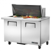 True - Sandwich/Salad Prep Table with Refrigerated Base, 2 Doors, 4 Shelves and 18 Pans, 48.375x34.1